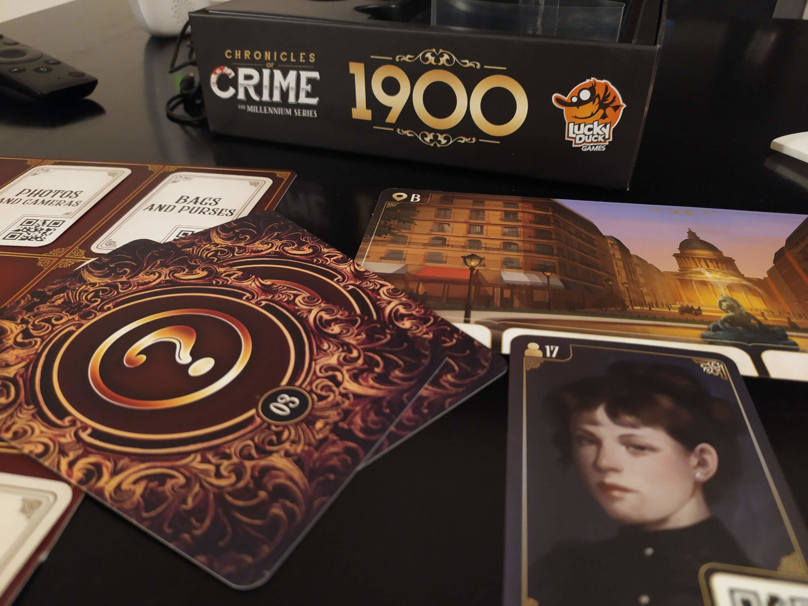 Chronicles of Crime: 1900 materiali di gioco