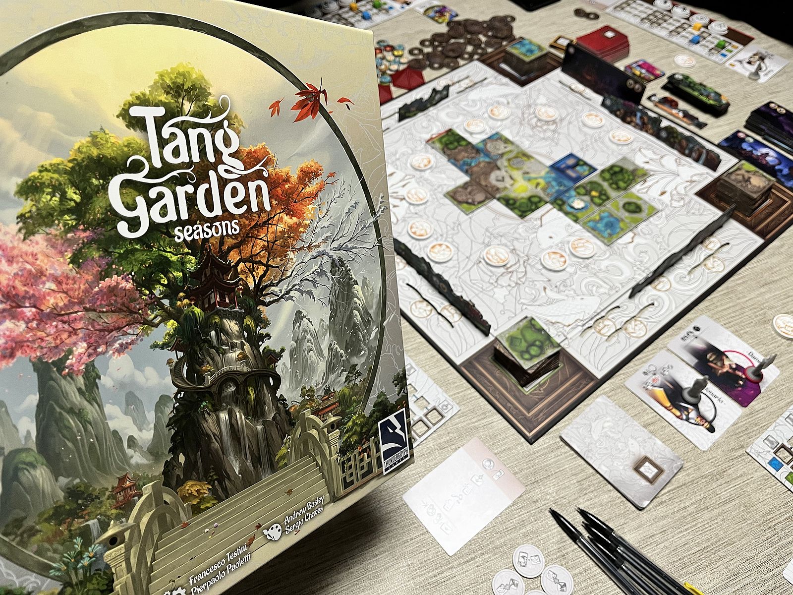 Tang Garden Seasons box with game The Green Player